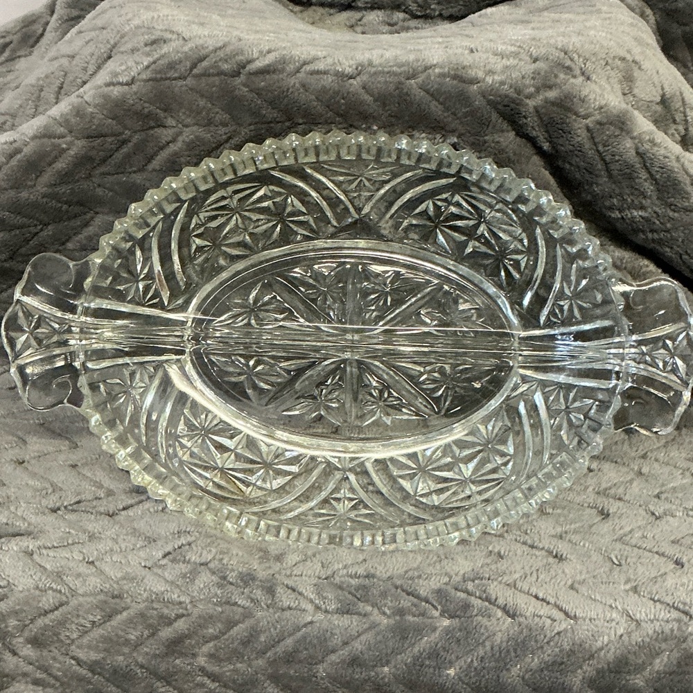 Gorgeous stars & bars by anchor Hocking oval two-part divided relish, glass dish